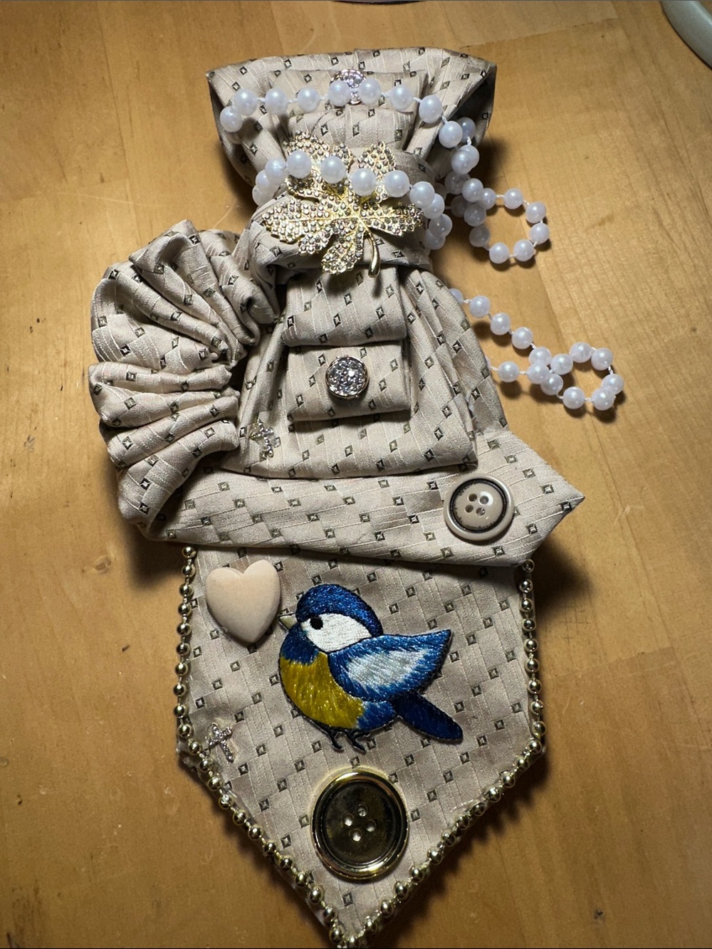 Ziggurat Silk Necklace Tie with Leaf Brooch and Bluebird Appliqué